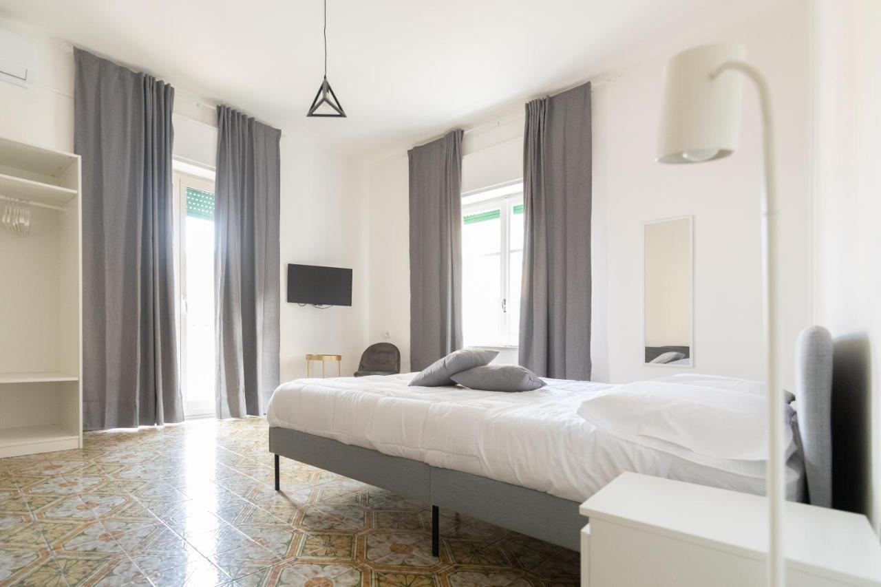 Nella'S Carlo III Apartment Napoli Dış mekan fotoğraf