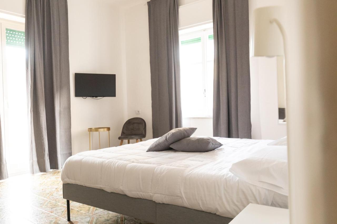 Nella'S Carlo III Apartment Napoli Dış mekan fotoğraf
