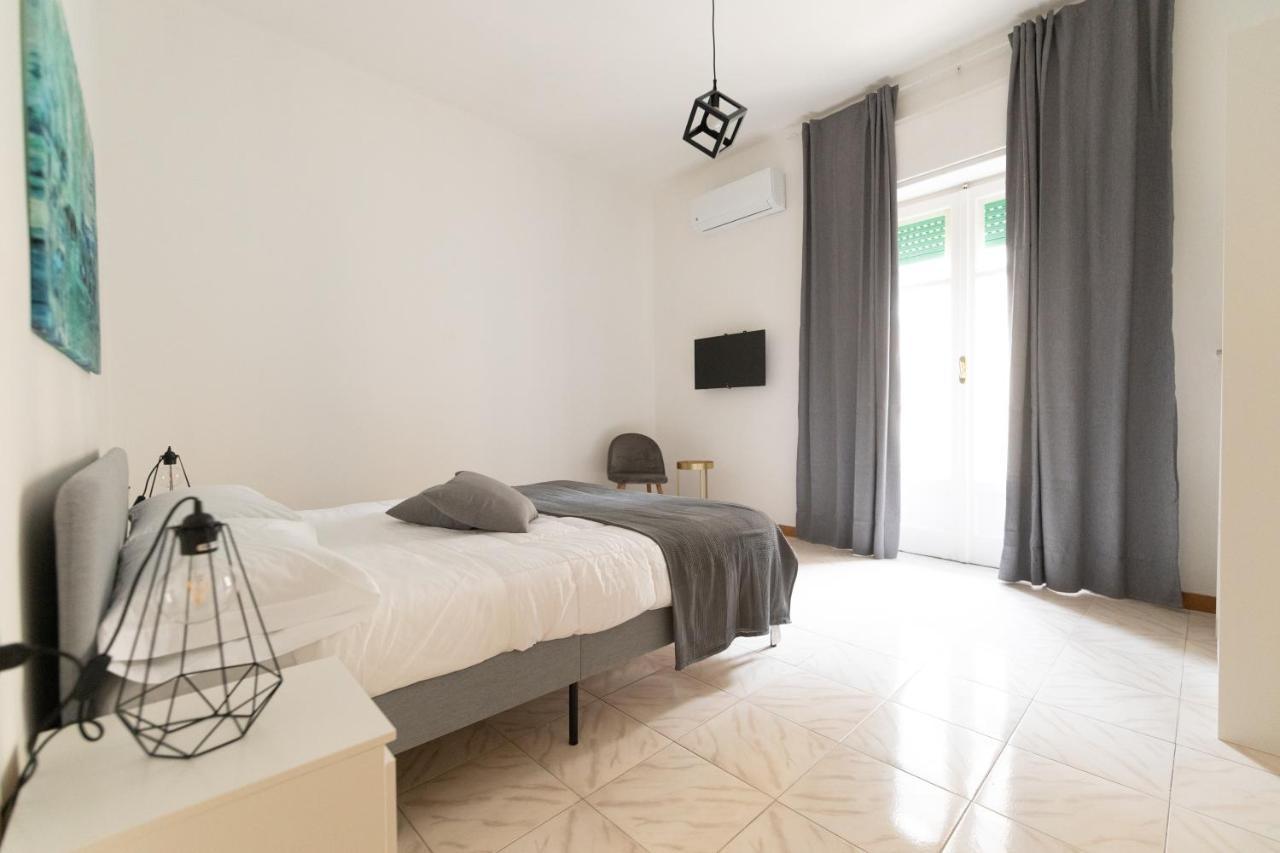 Nella'S Carlo III Apartment Napoli Dış mekan fotoğraf