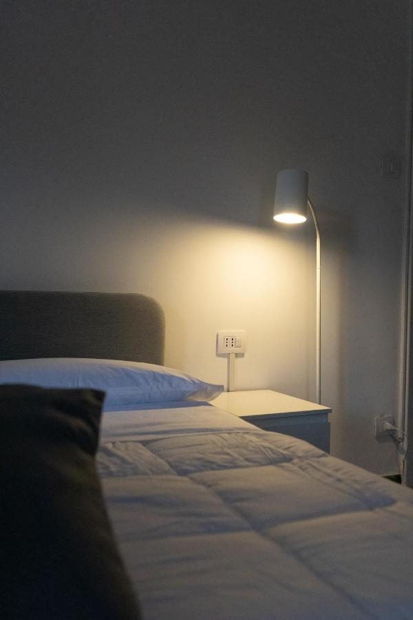 Nella'S Carlo III Apartment Napoli Dış mekan fotoğraf