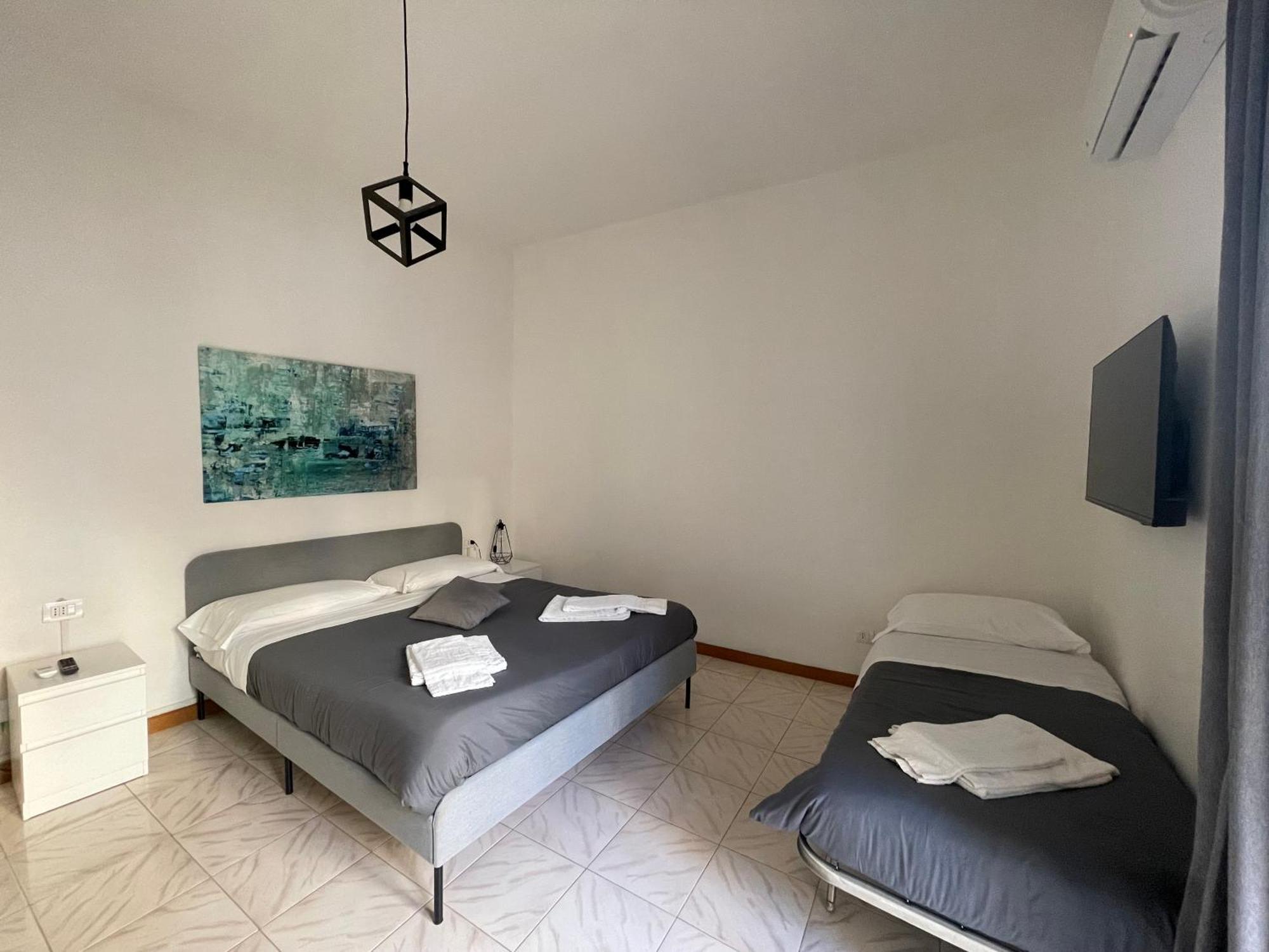 Nella'S Carlo III Apartment Napoli Dış mekan fotoğraf